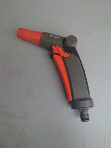 gardena sproeikop sproeier pistool beschikbaar voor biedingen