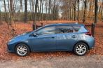 Toyota Auris 1.8 Hybrid 5DR/Trekhaak 2016 (zeer mooi), Auto's, 65 €/maand, Zwart, 4 cilinders, Blauw
