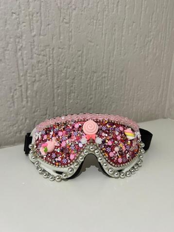 Gepimpte skibril carnaval beschikbaar voor biedingen