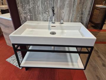 Badkamermeubel + spiegel bxhxd 70x39x42 beschikbaar voor biedingen