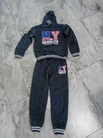 Nieuw grijs kinderhuispak, Kinderen en Baby's, Kinderkleding | Maat 164, Ophalen of Verzenden, Zo goed als nieuw, Jongen, Setje