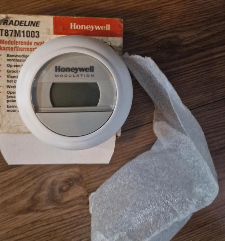 Honeywell Thermostaat - Nieuw in Doos, Doe-het-zelf en Verbouw, Thermostaten, Nieuw, Ophalen of Verzenden