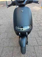Nw..! Elektrische scooter Segway e125s met garantie factuur, Fietsen en Brommers, Ophalen, Elektrisch, Nieuw, Segway