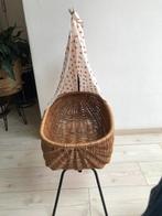 Te koop: vintage rotan poppenwieg, Kinderen en Baby's, Ophalen, Gebruikt
