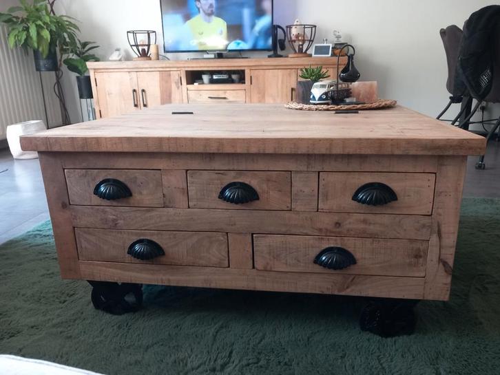 Mangohouten salontafel met lades gekocht bij Bommel meubelen, Huis en Inrichting, Tafels | Salontafels, Zo goed als nieuw, Minder dan 50 cm