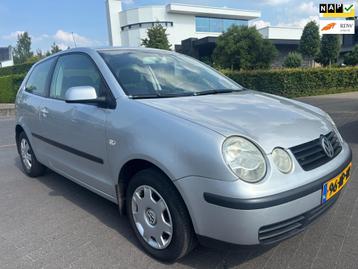 Volkswagen Polo 1.4-16V nieuwe a.p.k. airco 1350,- euro elek beschikbaar voor biedingen