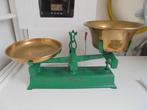 Antieke weegschaal gietijzer met koperen schalen, Ophalen, Koper