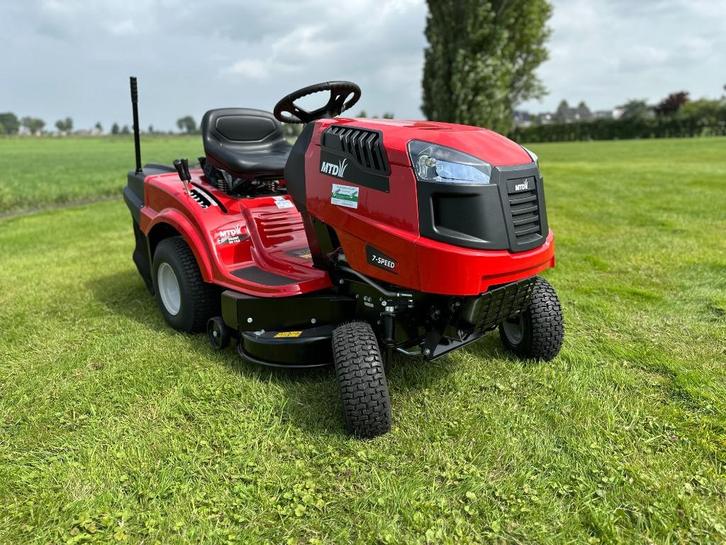 MTD Zitmaaier 7-Speed demo showroom model 11.3 pk maaibreedt, Tuin en Terras, Zitmaaiers, Zo goed als nieuw, 90 tot 120 cm, Elektrische starter