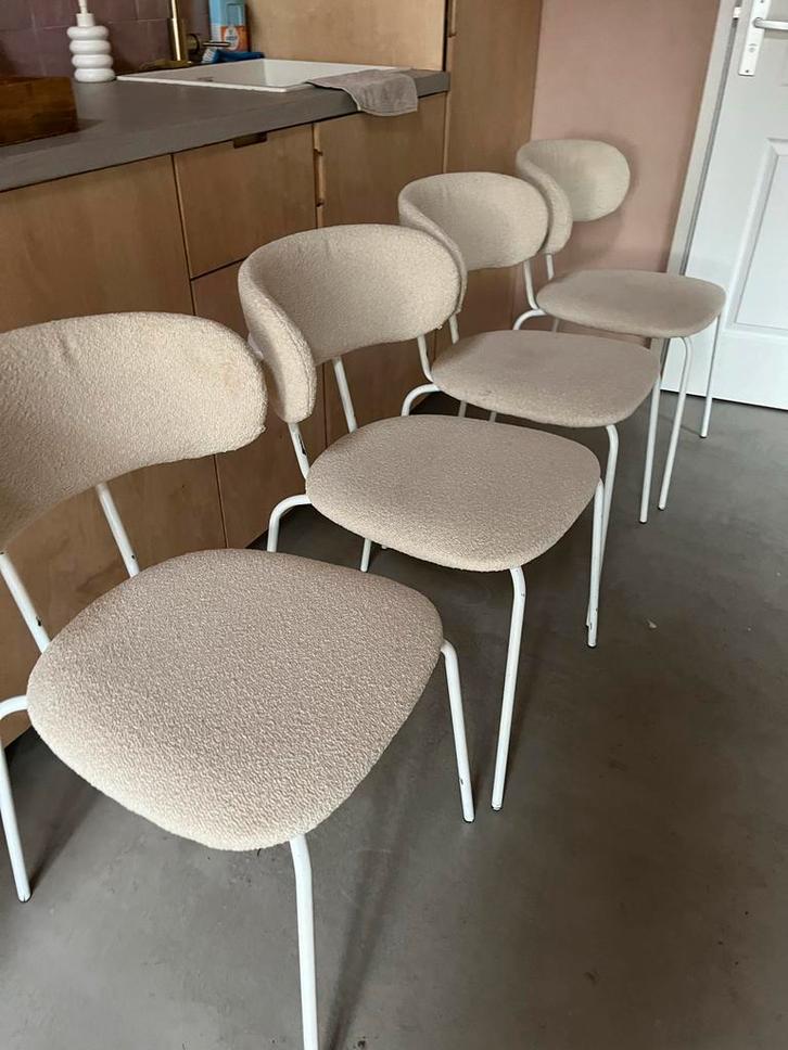 4x Eetkamerstoel Wit Bouclé, Huis en Inrichting, Stoelen, Gebruikt, Vier, Stof, Wit, Ophalen