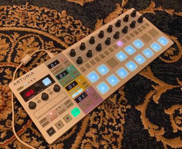 Arturia Beatstep Pro beschikbaar voor biedingen