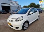 Toyota Aygo 1.0-12V Comfort Navigator/Apk 05-08-2026, Voorwielaandrijving, Euro 5, Gebruikt, 4 stoelen