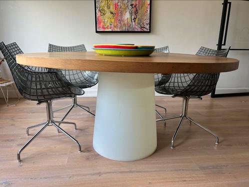 Prachtige ronde eikenhouten eettafel van Marcel Wanders met, Huis en Inrichting, Tafels | Eettafels, Gebruikt, 100 tot 150 cm
