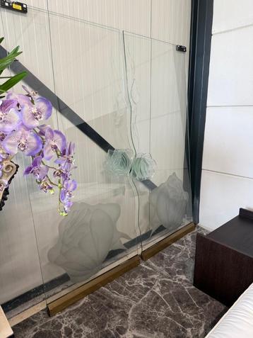 Glazen binnendeuren  met bloemen decor  beschikbaar voor biedingen