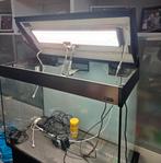 Aquarium, onderkast led verlichting., Dieren en Toebehoren, Vissen | Aquaria en Toebehoren, Ophalen, Zo goed als nieuw, Leeg aquarium