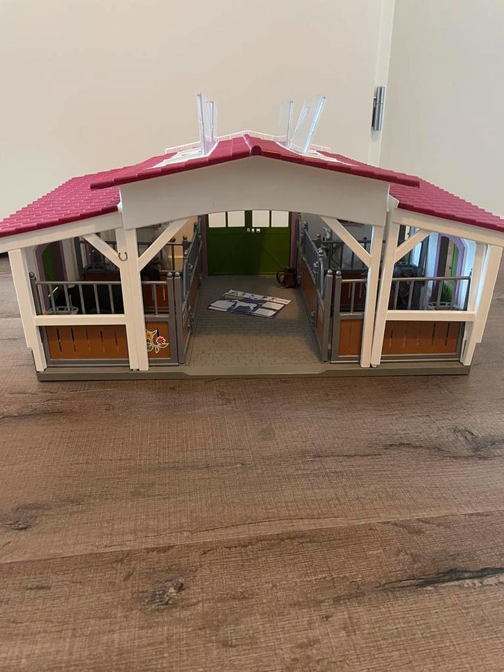 Schleich Manege - Paardenstal, Kinderen en Baby's, Speelgoed | Poppen, Zo goed als nieuw, Overige typen, Ophalen of Verzenden