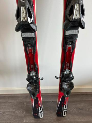 Fischer Ski Set: Ski's, Schoenen, Stokken & Tas beschikbaar voor biedingen