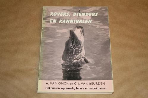 Rovers, dienders en kannibalen - Vissen op snoek, baars en s, Boeken, Hobby en Vrije tijd, Zo goed als nieuw, Ophalen of Verzenden