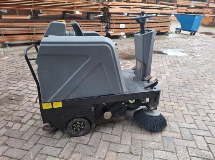 Zitveegmachine gebruikt, Tuin en Terras, Veegmachines, Gebruikt, Ophalen