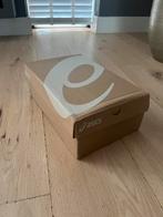 Asics maat 39,5, Kleding | Heren, Nieuw, Ophalen of Verzenden, Asics, Veterschoenen