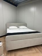 ELEKTRISCHE BOXSPRING 180x210 MET VOETENBORD BEIGE BOXSPRING, Verzenden, Beige, Tweepersoons, Zo goed als nieuw