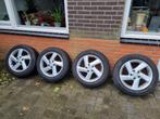 Mazda velgen met winterbanden, Auto-onderdelen, Banden en Velgen, 205 mm, Banden en Velgen, 16 inch, Gebruikt