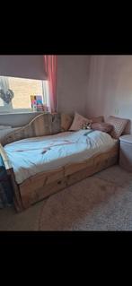 Steigerhouten meidenkamer, Ophalen