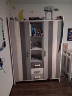Complete kinderkamer - bed, bureau, nachtkastje en kast, Ophalen of Verzenden, Gebruikt, Overige typen