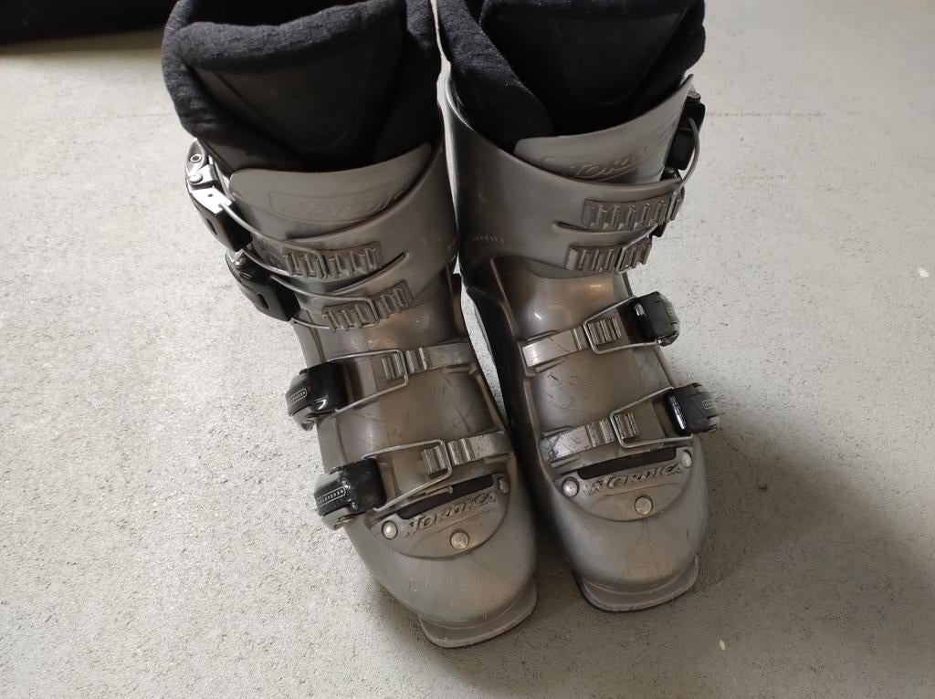 Skischoenen Nordica, 160 tot 180 cm, Gebruikt, Schoenen, Ophalen of Verzenden