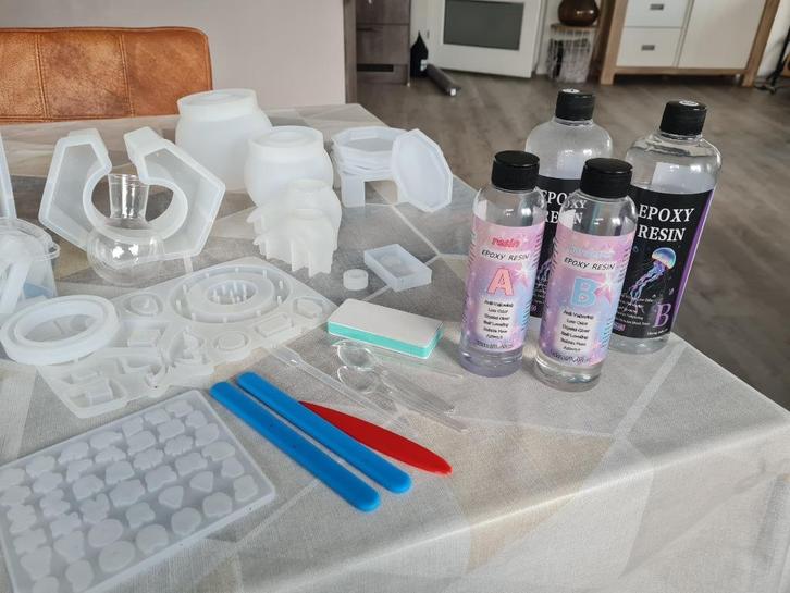 Epoxy mallen en toebehoren, Hobby en Vrije tijd, Overige Hobby en Vrije tijd, Zo goed als nieuw, Ophalen