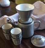 Koffiepot met filter en mokjes, aardewerk, Huis en Inrichting, Keuken | Servies, Gebruikt, Overige typen, Ophalen of Verzenden
