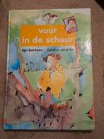Vuur in de Schuur - Tijn Bertens, Ophalen of Verzenden, Zo goed als nieuw, Tijn Bertens, Fictie algemeen