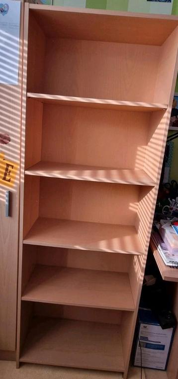 GRATIS Boekenkast 172,5x59x25