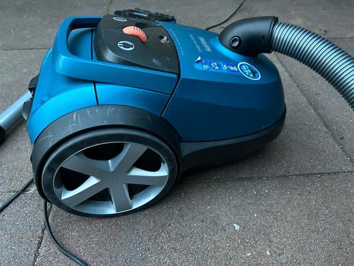 Philips Performer Silent, 12 m actieradius, storing!, Witgoed en Apparatuur, Stofzuigers, Gebruikt, Stofzuiger, Minder dan 1200 watt