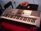 Yamaha PSR-E403 keyboard, Muziek en Instrumenten, Keyboards, 61 toetsen, Aanslaggevoelig, Gebruikt, Yamaha