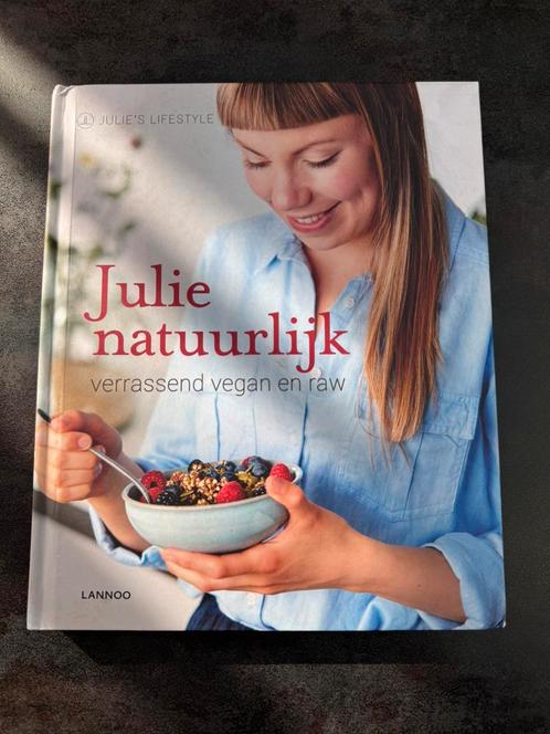 Julie Van den Kerchove - Julie natuurlijk, Boeken, Kookboeken, Zo goed als nieuw, Italië, Verzenden