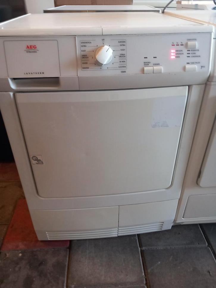 Condensdroger Aeg, Witgoed en Apparatuur, Wasdrogers, Gebruikt, Condens, Voorlader, 6 tot 8 kg, 85 tot 90 cm, Anti-kreukfase, Wolprogramma
