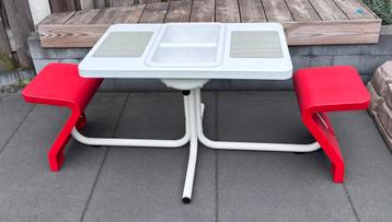 Legotafel rood/wit beschikbaar voor biedingen