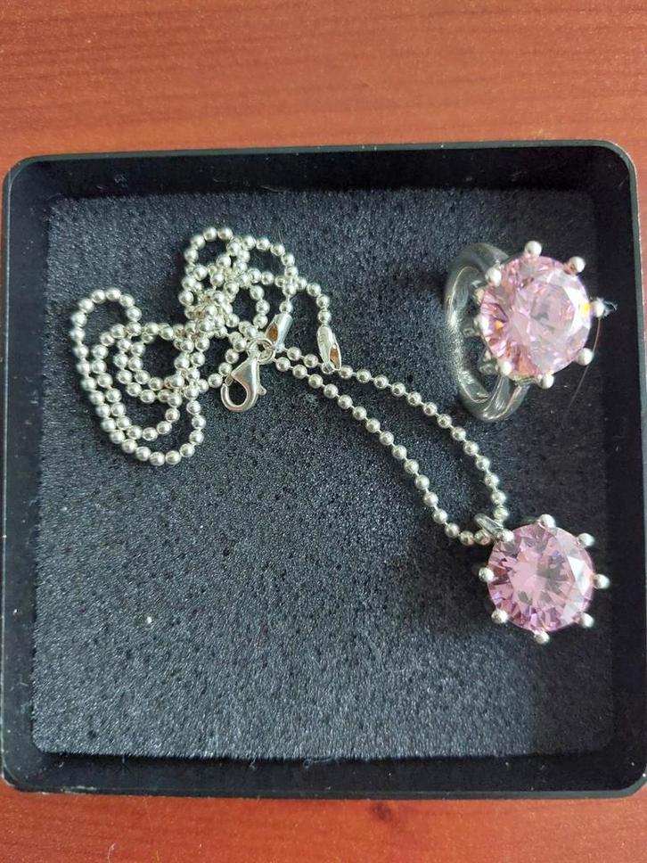 Prachtige set 925 ring +hanger met rosé zirkonia steen, Sieraden, Tassen en Uiterlijk, Piercings, Zo goed als nieuw, Zilver, Ophalen of Verzenden