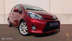 Toyota Yaris 1.5 Full Hybrid Dynamic, Zeer mooi en luxe, NAP, Euro 5, 1497 cc, Gebruikt, 4 cilinders