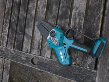 Makita DUC101Z Accu Kettingzaag – Compact & Krachtig beschikbaar voor biedingen