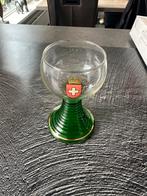 Antiek Glas met Zwitsers Wapen, Ophalen