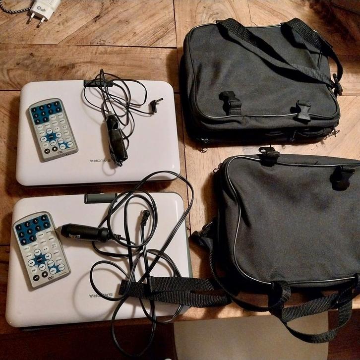 2x Salora draagbare dvd-speler voor in de auto, Audio, Tv en Foto, Dvd-spelers, Gebruikt, Dvd-speler, Overige merken, Draagbaar