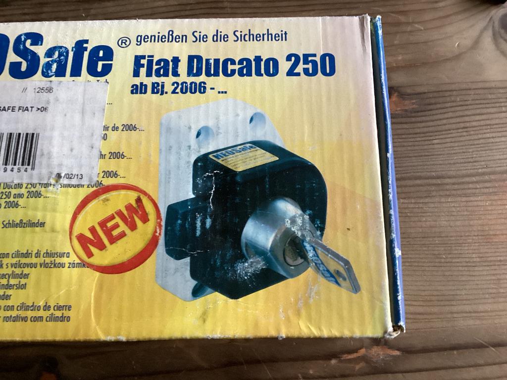 Diverse camper onderdelen: Heosafe, Caravans en Kamperen, Camper-accessoires, Ophalen of Verzenden, Zo goed als nieuw