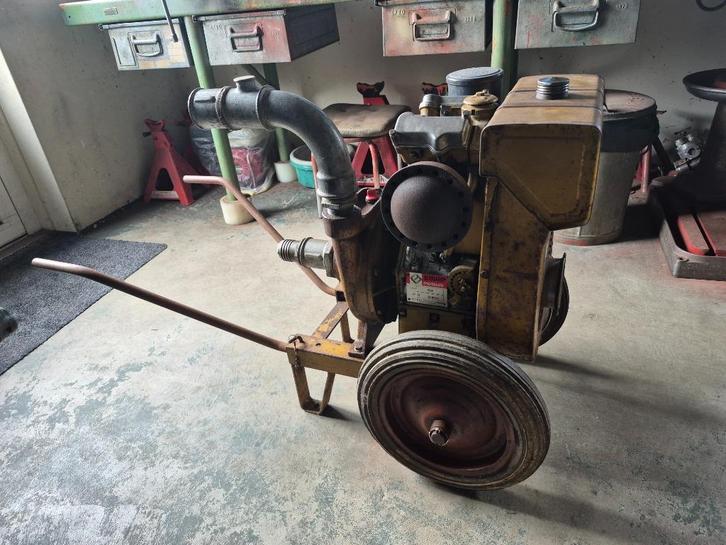 Bernard moteurs W810 originele waterpompset, Doe-het-zelf en Verbouw, Motoren, Gebruikt, Benzinemotor, 1800 rpm of meer, Ophalen