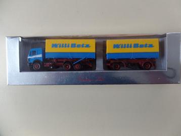 Mercedes vrachtwagen / aanhanger Willy Betz  Herpa beschikbaar voor biedingen