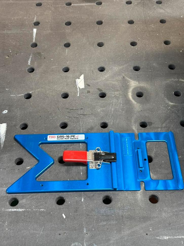 TSO haakse aanslag geleiderrail, Doe-het-zelf en Verbouw, Gereedschap | Zaagmachines, Afkortzaag, 1200 watt of meer, 70 mm of meer