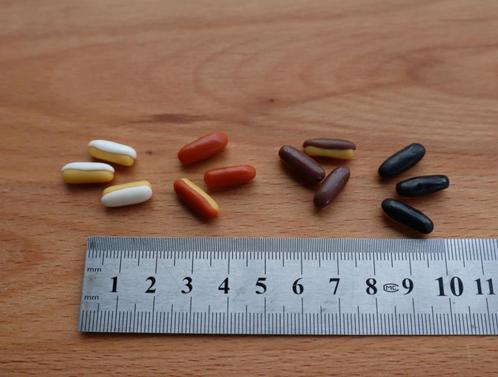 Kleine eclairtjes/ petit fourtjes voor chocolade liefhebbers, Verzamelen, Poppenhuizen en Toebehoren, Nieuw, Gebruiksvoorwerp