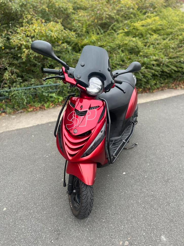 Piaggio Zip SP, Fietsen en Brommers, Scooters | Piaggio, Zo goed als nieuw, Zip, Maximaal 45 km/u, Benzine, Ophalen