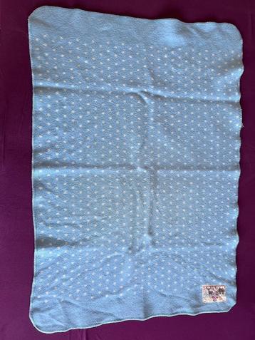 Kinderdeken, 70 x 100 cm blauw met witte stippen of .... beschikbaar voor biedingen