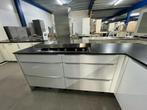 Complete keuken Compleet met APP 120Keukens op voorraad 2688, Wit, Hoekkeuken, Ophalen of Verzenden, Zo goed als nieuw